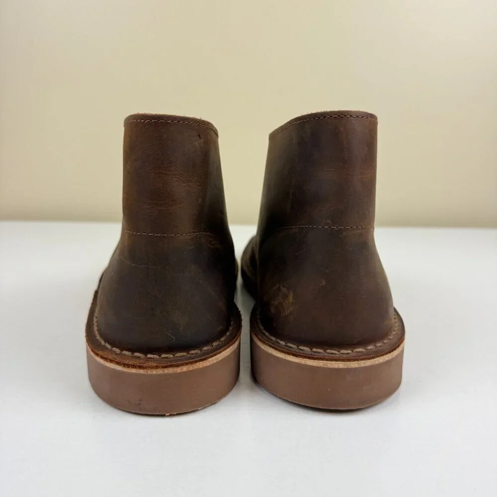 Like New Clarks Bushacre Chukka Boots in Beewax Leather